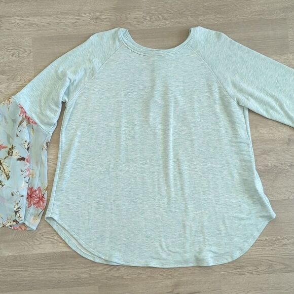 Hippie Love Women's Floral Long Sleeve Top Size M - Picture 6 of 9